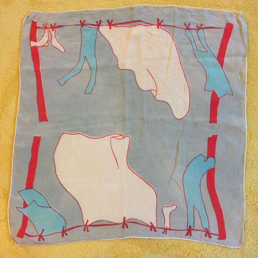 Charming vintage laundry on the line scarf